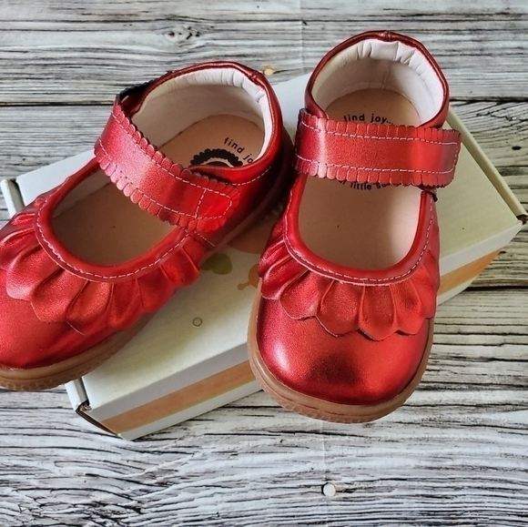 Livie and Luca Metallic Red Ruche Mary Jane Shoes New Without Box - Picture 9 of 13